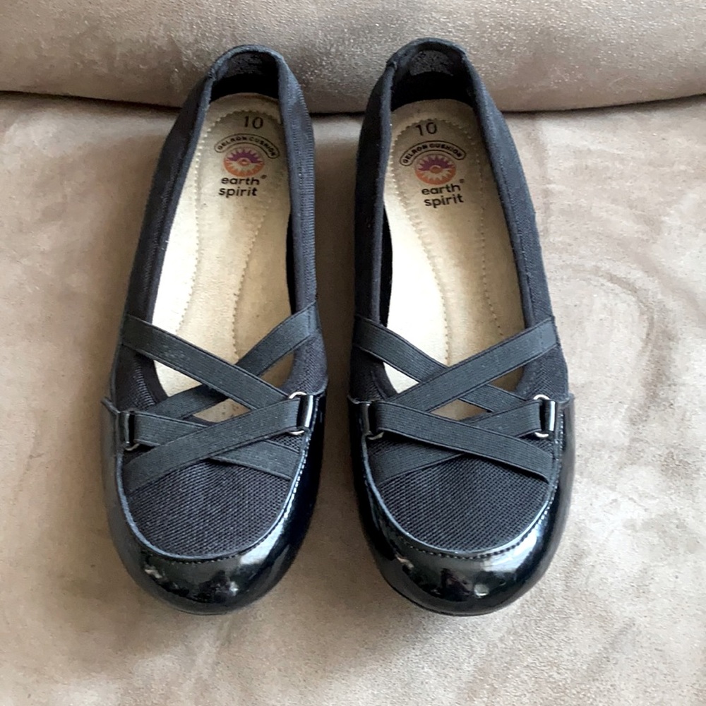 Black slip on casual shoes NWOT
